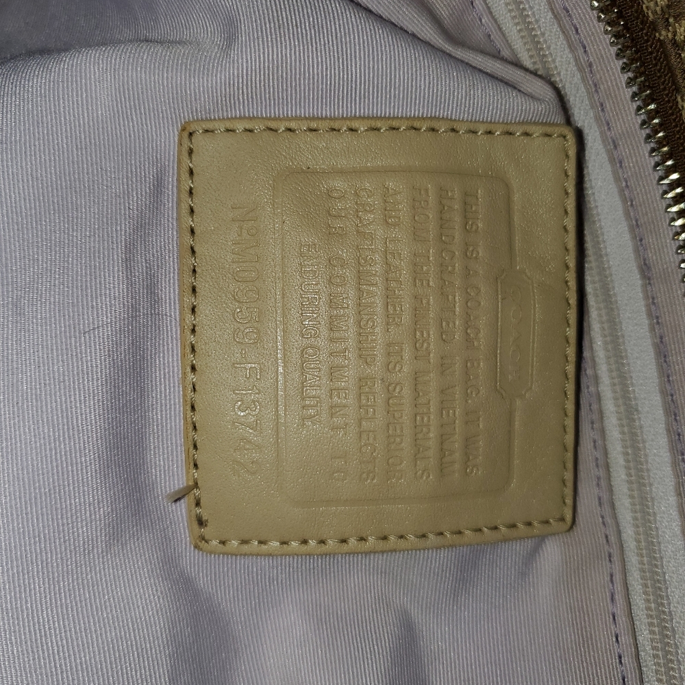 Authentic Coach Bag - Picture 12 of 16